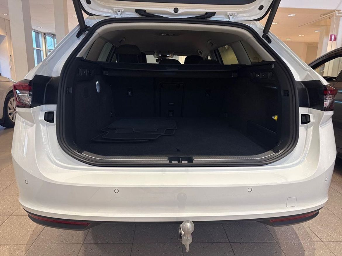 Škoda Škoda Superb iV Kombi — bild 12