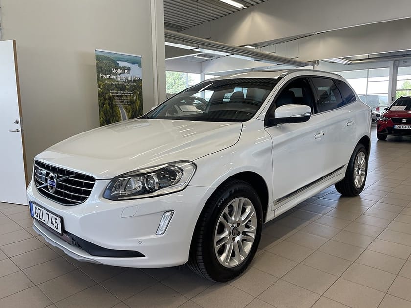Bild 2 av Volvo XC60 D5 AWD 220HK Summum / Drag / Pano / Läder