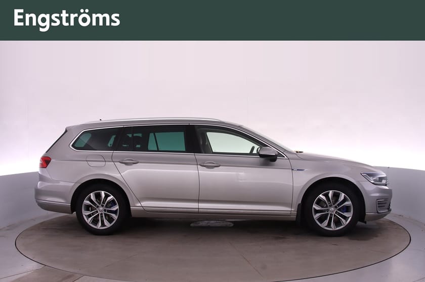 Bild 3 av Volkswagen Passat Variant GTE DSG 218hk Drag/Värmare