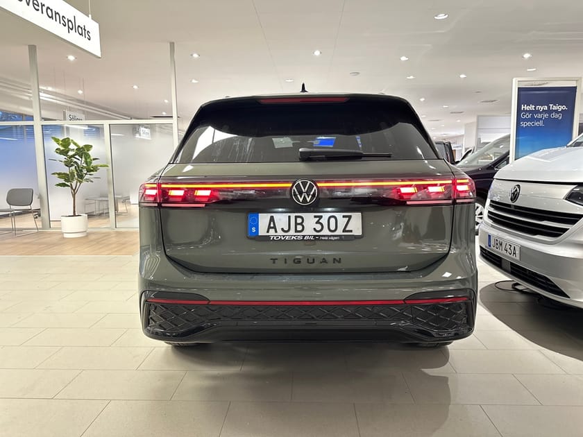 Bild 4 av Volkswagen Tiguan eHybrid R-Line Black Style HeadUp|Keyless|Kamera