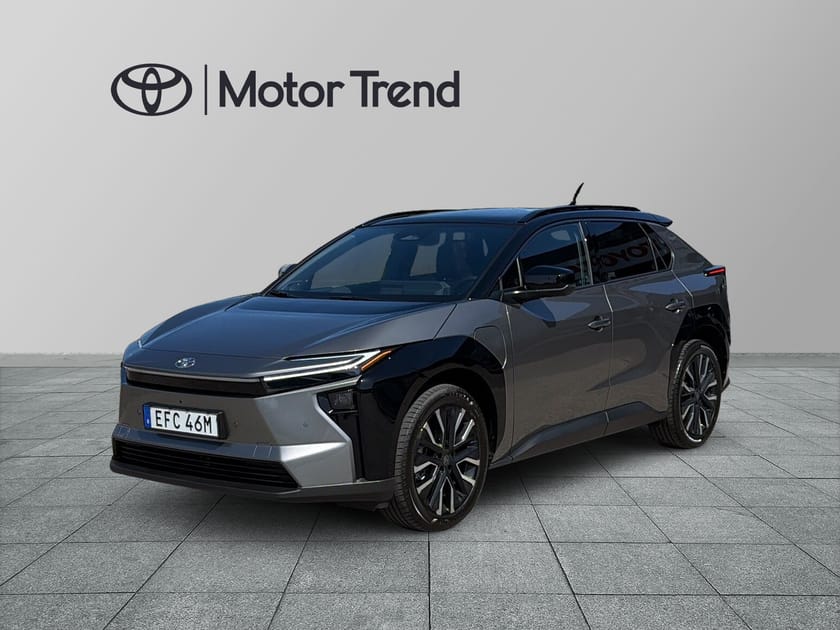 Bild 3 av Toyota bZ4X 73.1 kWh AWD, 343hk,Executive,Bi-Tone,Pano,770mil