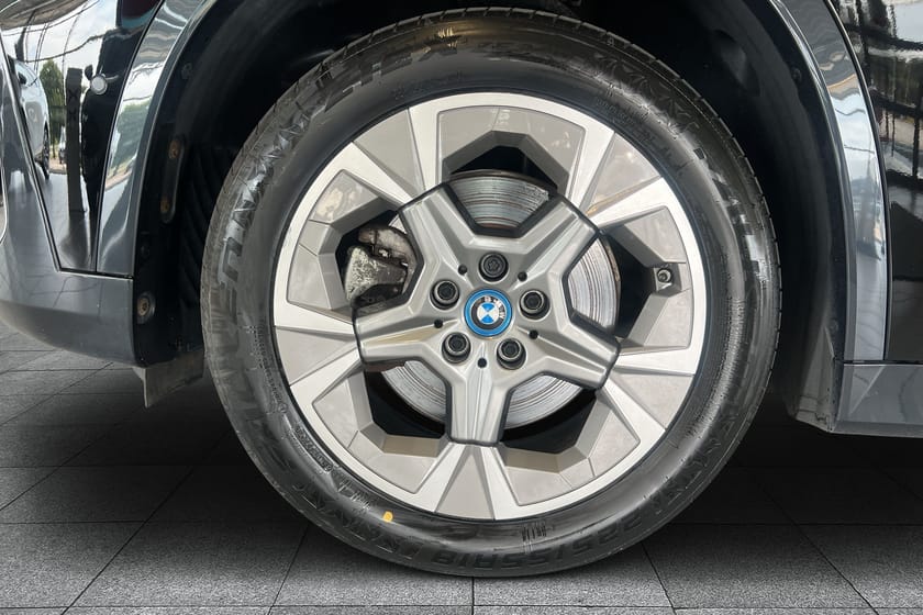 Bild 1 av BMW X1 xDrive25e PHEV xLine Skinn/Drag/Navi
