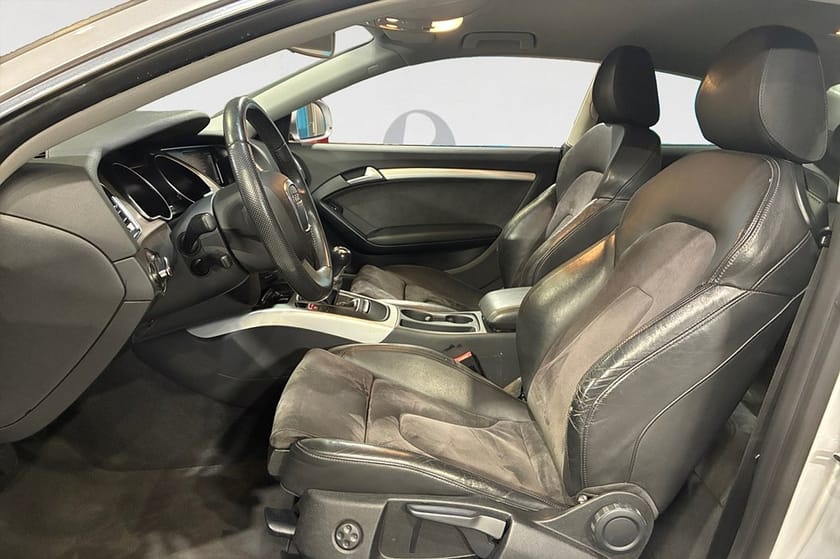 Bild 3 av Audi A5 Coupé 1.8 TFSI 170HK COMFORT 1ÄGARE FARTHÅLLARE PDC 18"