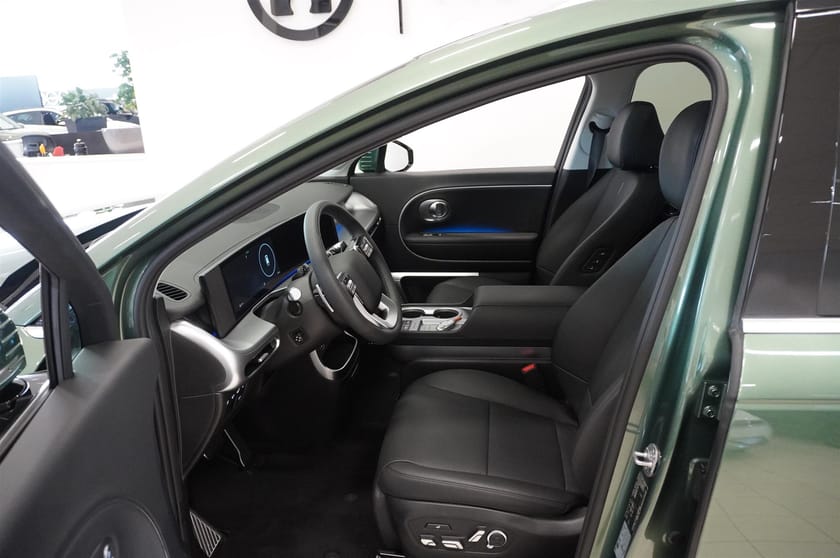Bild 2 av Hyundai Ioniq 9 Long Range AWD 7s 110kWh Calligraphy