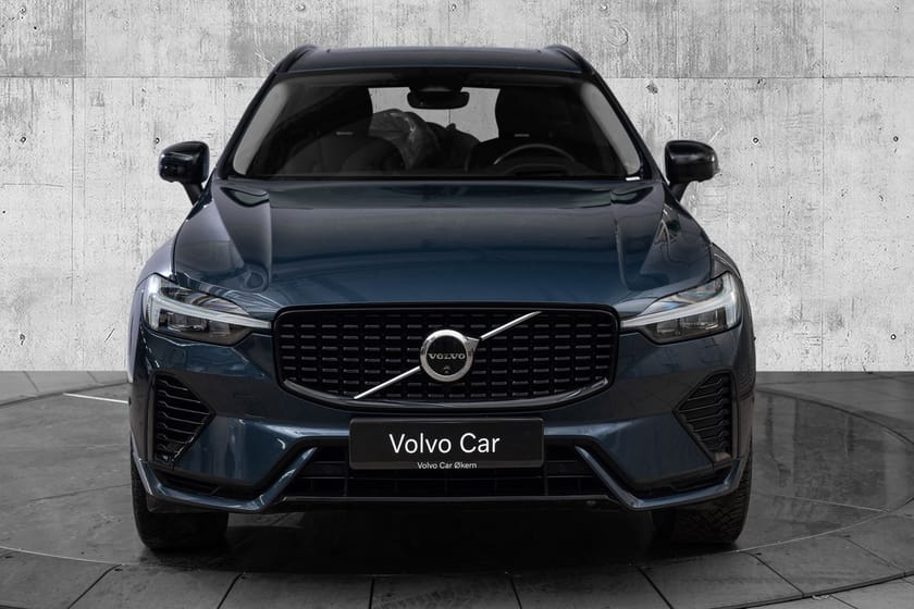 Bilde 4 av Volvo XC60 T6 AWD Plug In Hybrid Ultimate Dark 350Hk. Topputstyrt