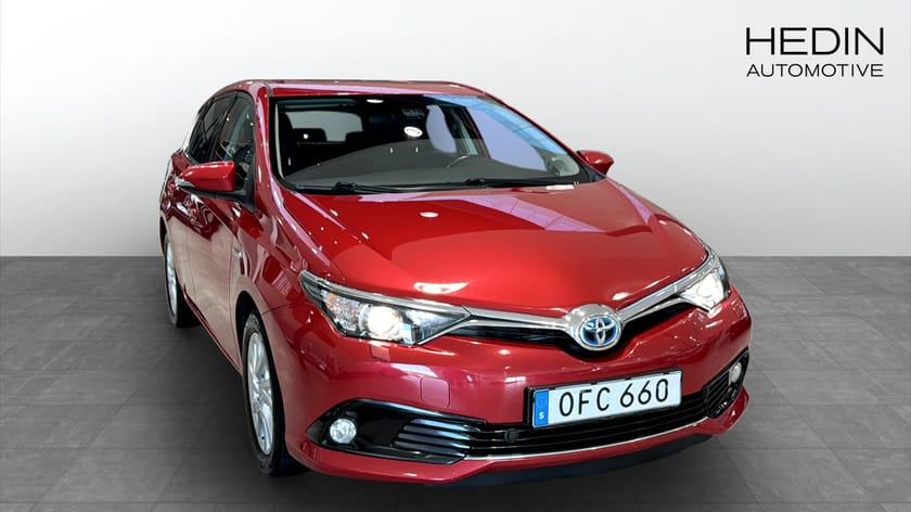 Bild 2 av Toyota Auris Hybrid Active e-CVT 136hk | Dragkrok | Värmare