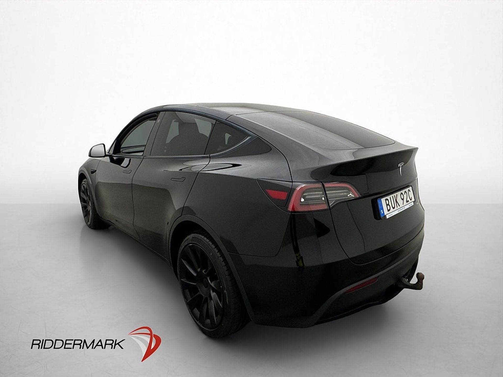 Tesla Model Y Long Range AWD Svensksåld 2023, bild 6/10