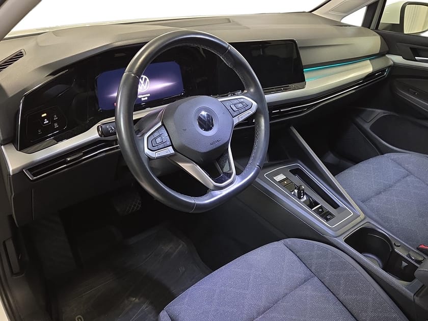 Bild 5 av Volkswagen Golf Sportscombi 1.5 eTSI 130hk Värmare|Dragkrok|