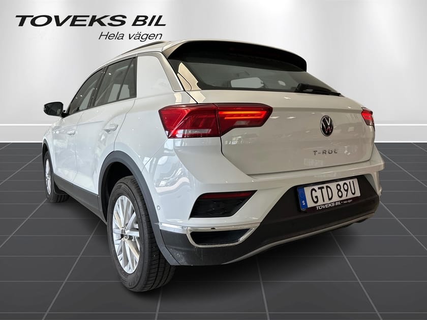 Bild 3 av Volkswagen T-Roc TSI 150hk Drag|Kamera|Adaptiv