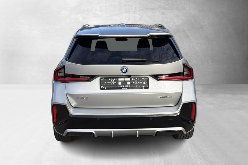 Bilde 3 av BMW iX1 xDrive30