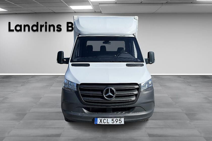 Bild 2 av Mercedes-Benz Sprinter 315 CDI RWD Chassi Automat Volymskåp m. Lyft