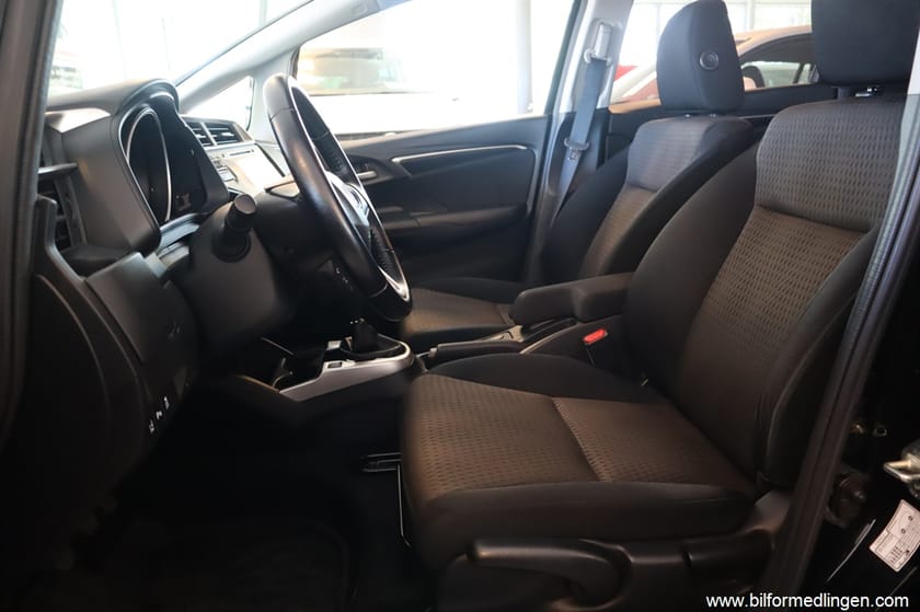 Bild 4 av Honda Jazz 1.3 i-VTEC FWD 102hk Svensksåld Backkamera Navi