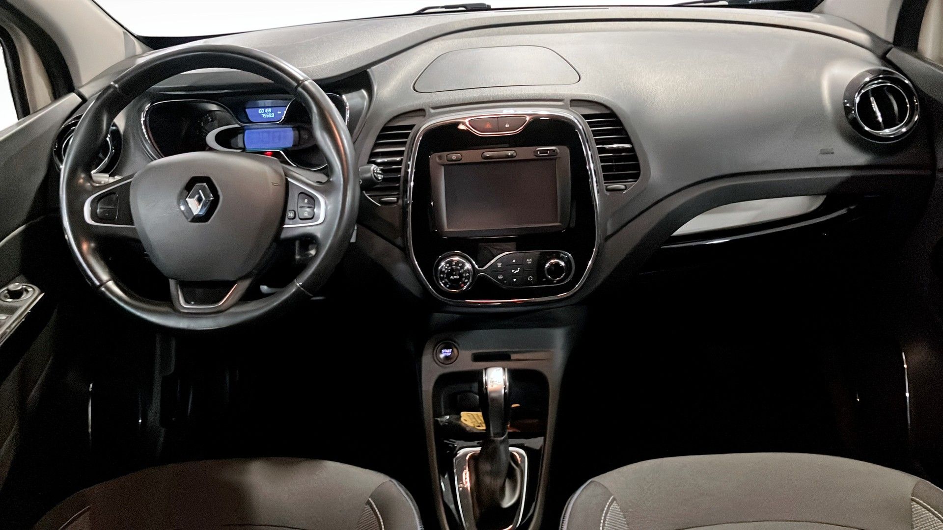 Renault Captur TCe 120 Dynamique 2017, bild 4/9