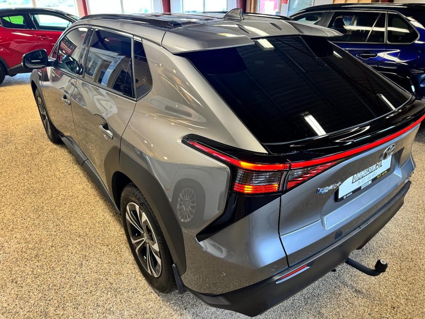 Bilde 3 av Toyota bZ4X AWD Executive