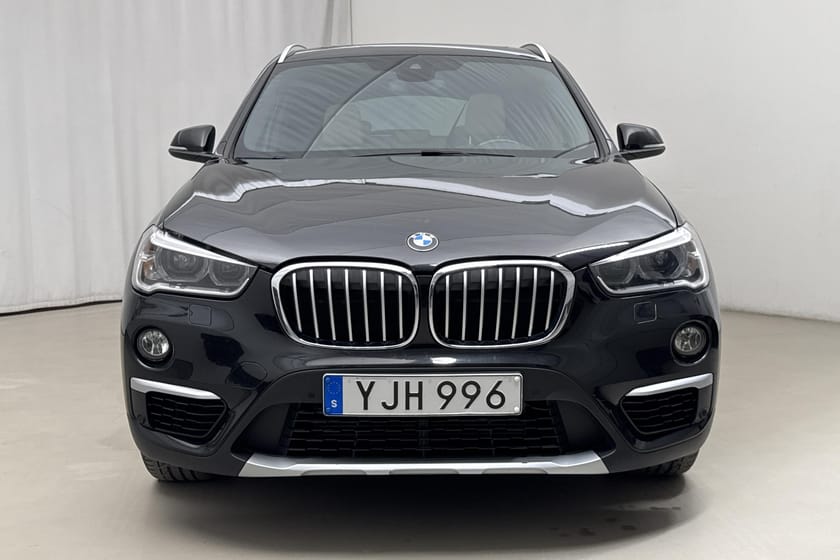 Bild 5 av BMW X1 xDrive20d 190hk xLine Läder Head-up Panorama