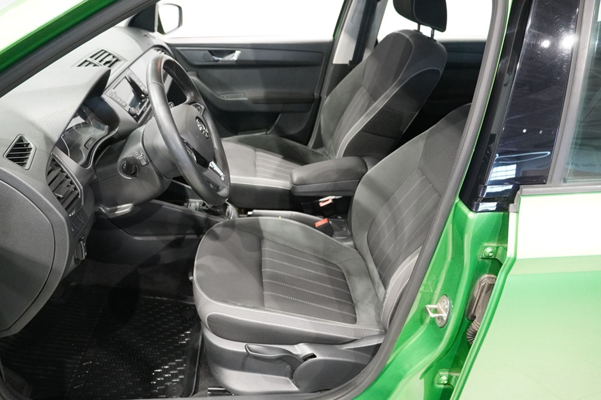 Skoda Fabia COMBI TSI 95 STYLE 2019, bild 6/10