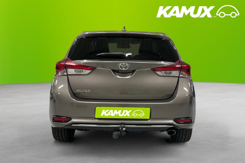 Bild 5 av Toyota Auris 1.2 Turbo Manual - Grill på Köpet -  116hk Backkamera