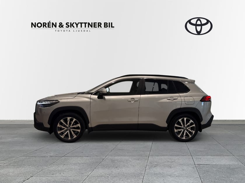 Bild 3 av Toyota Corolla Cross Hybrid AWD-i 2.0 Style Pluspaket /Vhjul