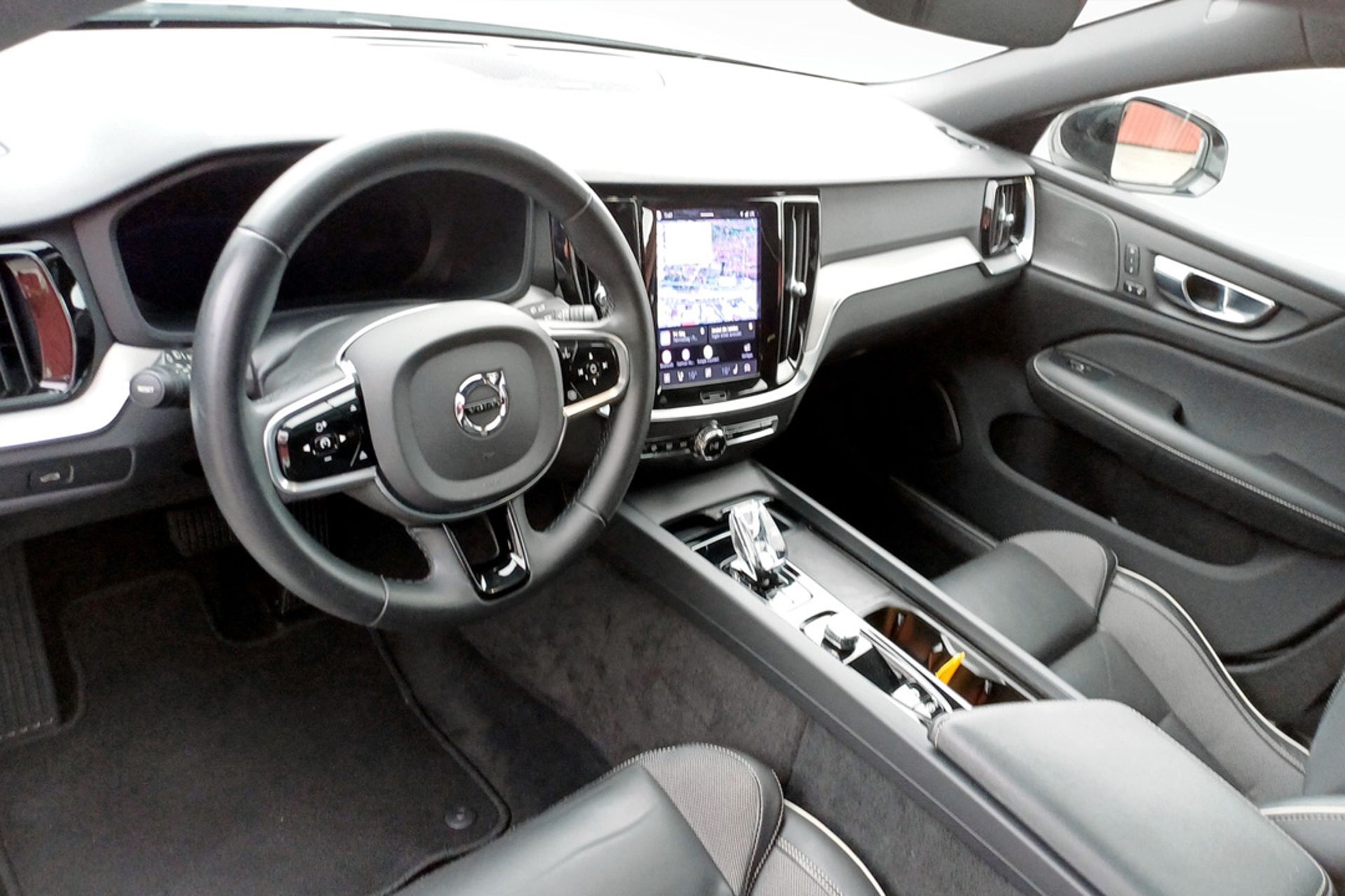 Volvo S60 B5 2023, bild 5/9