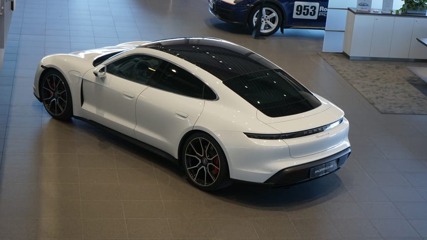 Bild 2 av Porsche Taycan 4S 