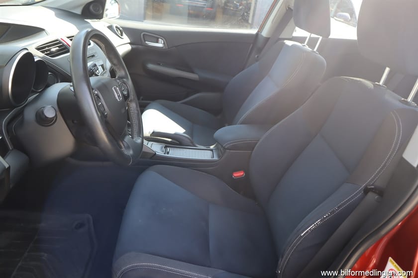 Bild 4 av Honda Civic Tourer 1.6 i-DTEC Wagon 120hk Sport Dragkrok Svensksåld 1 ägare