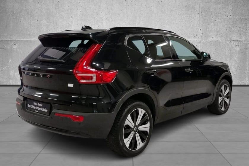Bilde 4 av Volvo XC40 Recharge Twin 4x4 Plus, Semielektrisk henger feste ++