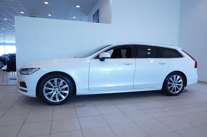 Bild 4 av Volvo V90 T4 Geartronic 190hk Momentum, Navigation, Backkamera, Keyless