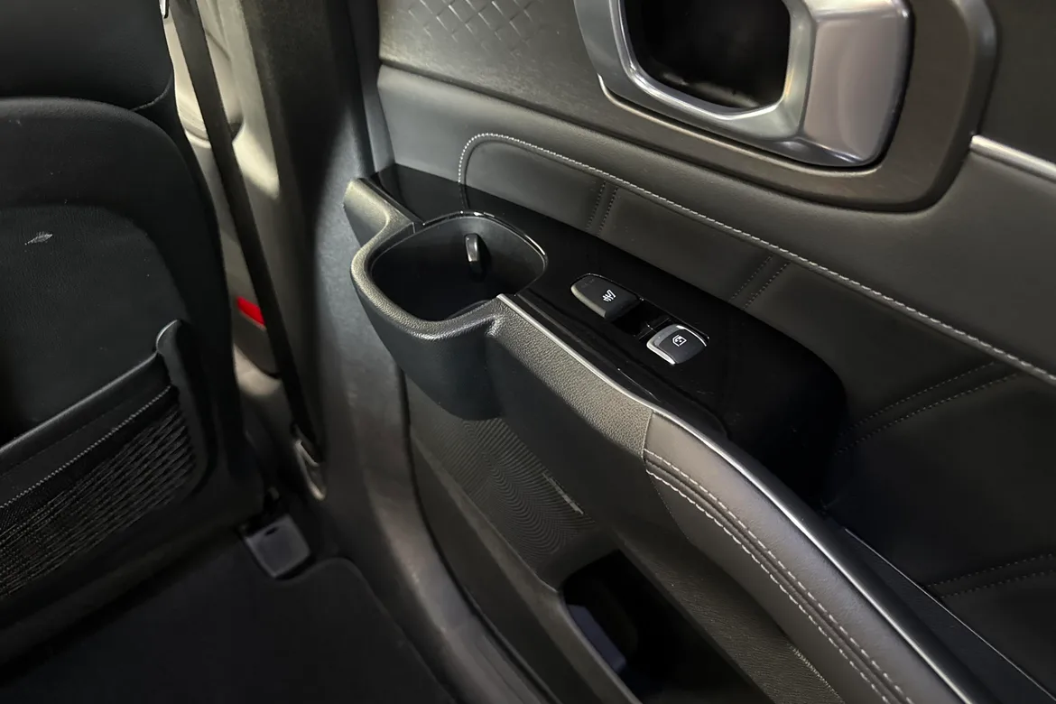 picture of a car