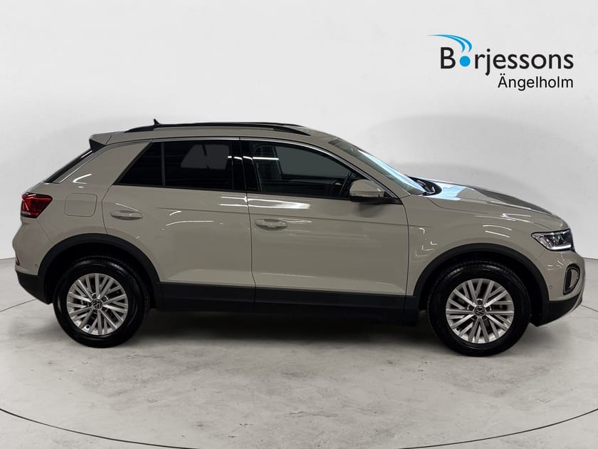 Bild 2 av Volkswagen T-Roc 1,0 TSI 110 HK