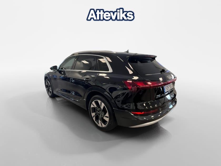 Bild 5 av Audi e-tron 55 quattro 408hk Proline *Elstolar  fram/Drag/Kame