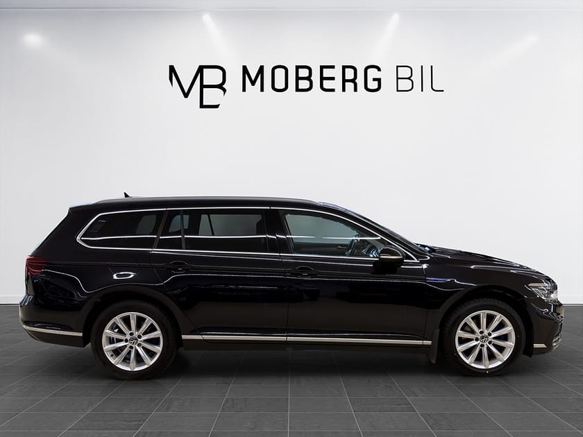 Bild 4 av Volkswagen Passat Sportscombi GTE SC 218hk Skinn Pano B-Kamera Navi Drag