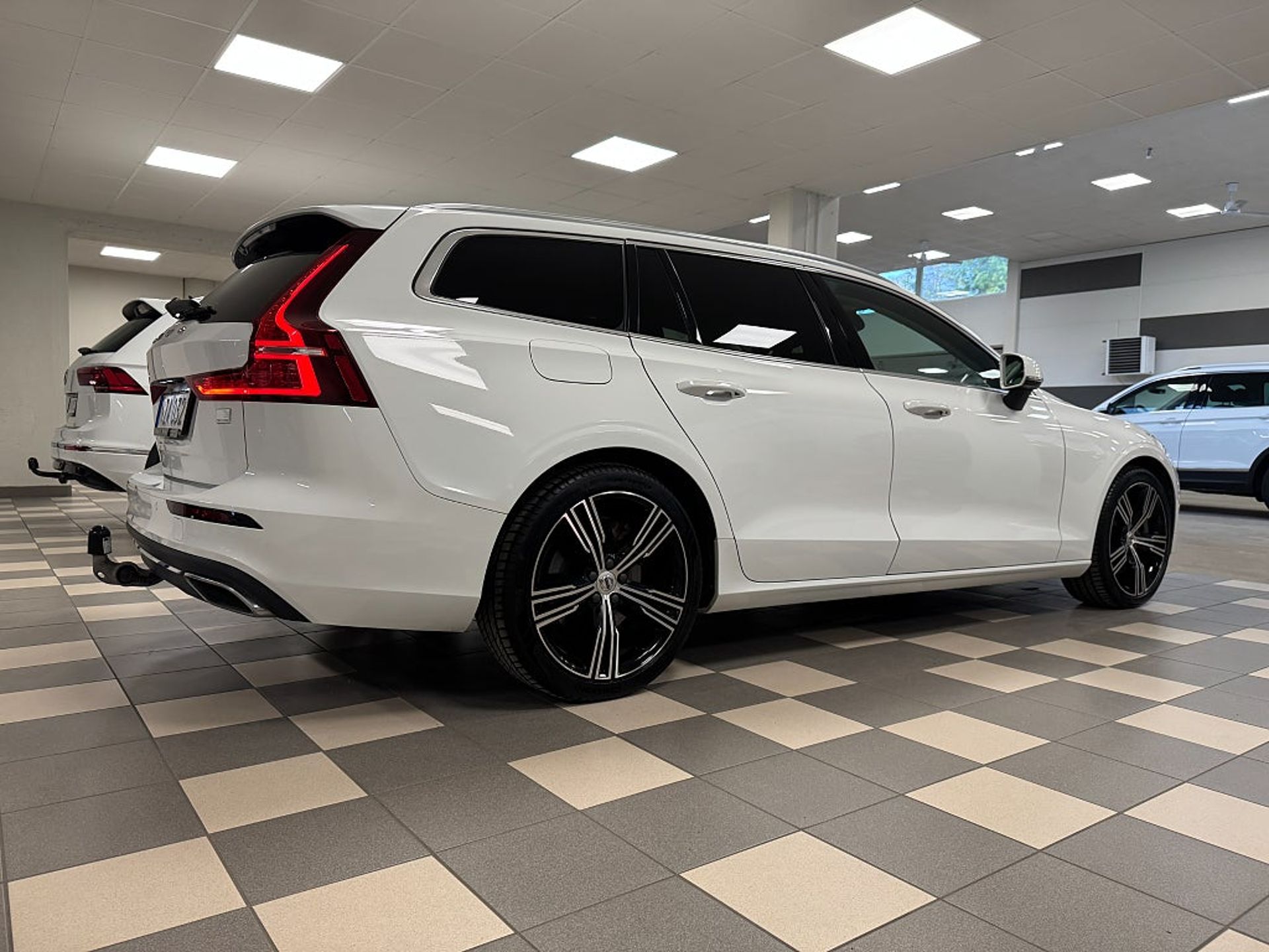 Volvo V60 2022, bild 6/10