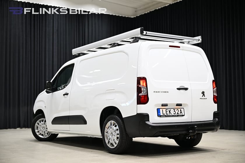 Bild 4 av Peugeot Partner Utökad Last 130HK L2|Automat|V-Inredd|Drag|Värmare|EnÄgarea|Leasbar