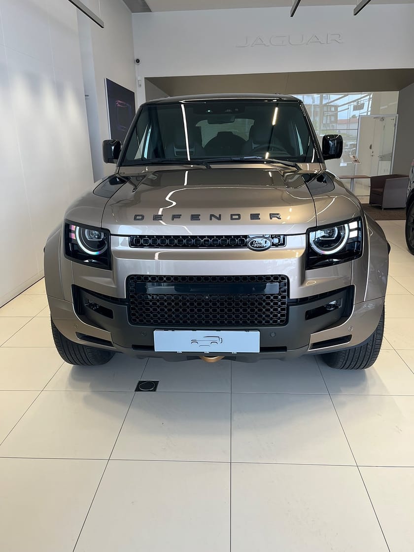 Bild 2 av Land Rover Defender Octa 110 V8 635hk