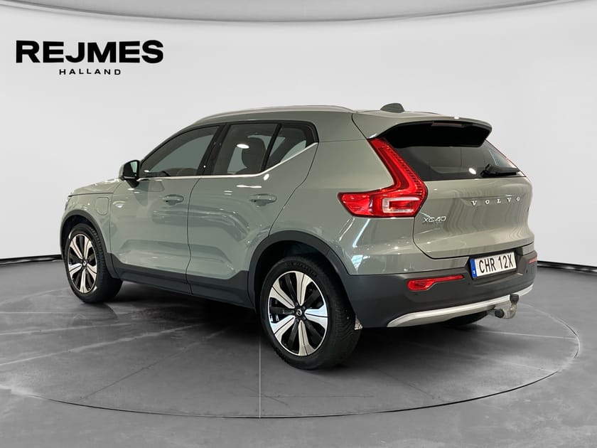Bild 2 av Volvo XC40 Recharge T4 Plus Bright | 360-kamera | Navigation | Förarstol/Passagerarstol elmanövrerad