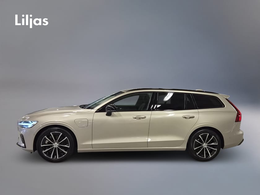 Bild 3 av Volvo V60 T6 AWD Plus Dark Nordic Edition/Sommarkampanj/