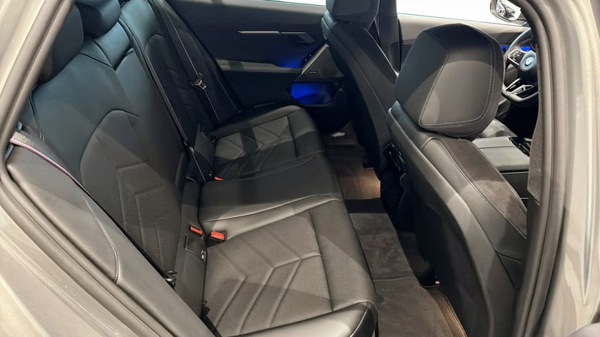 Bild 5 av BMW 530e xDrive Touring M Sport PRO Business Edition Drag,Rattvärme,360 kamera