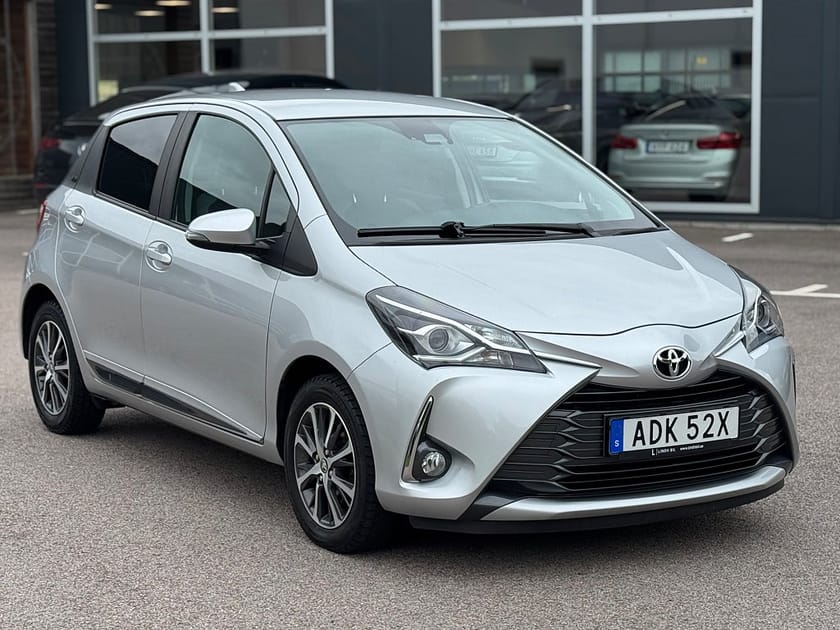 Bild 4 av Toyota Yaris 1.5 VVT-iE Y20 Kamera Låga mil