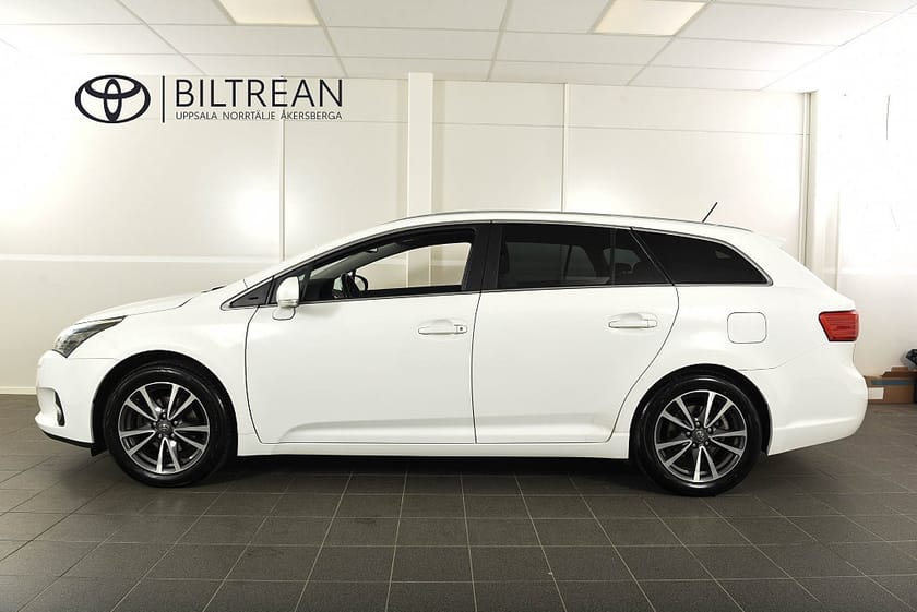 Bild 3 av Toyota Avensis Kombi 1.8 Automat Business Dragkrok Backkamera