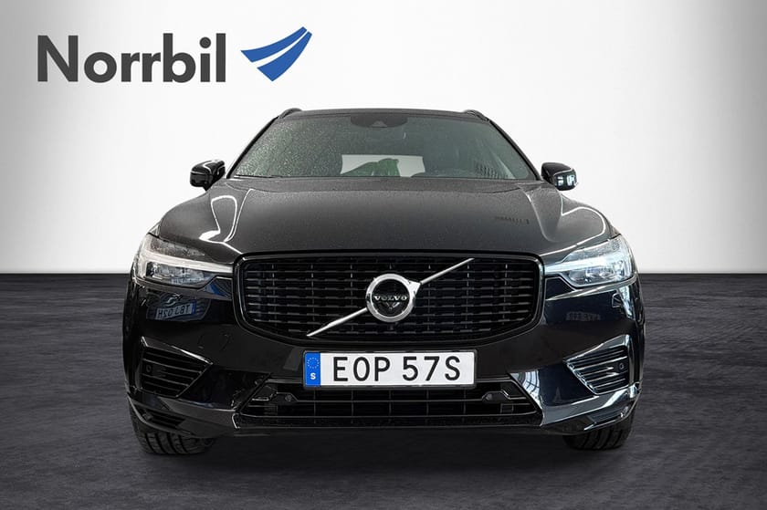 Bild 2 av Volvo XC60 T8 AWD Recharge R-Design 392hk B&W PANO VÄRMARE DRAG