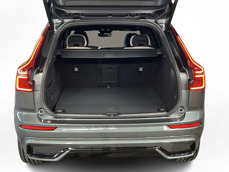 Bild 12 av 13 – Volvo XC60 T6 Plus Dark Nordic Edition Plus Nordic Edition