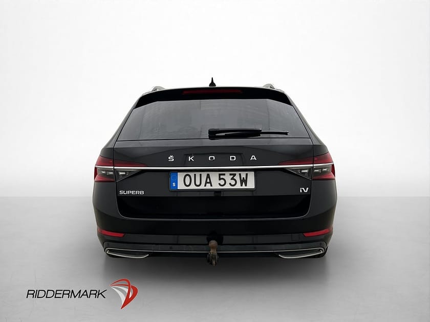 Bild 5 av Škoda Superb iV Kombi Skoda L&K Värm Pano Canton Cockpit Drag Kamera