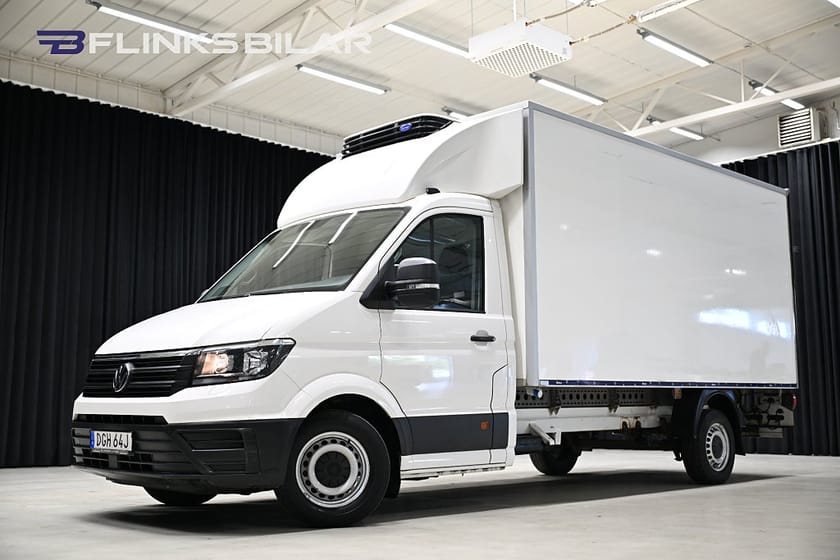 Bild 1 av Volkswagen Crafter Chassi 177HK Automat|Volymskåp|BG-Lyft|Kylbil|Nattkyla