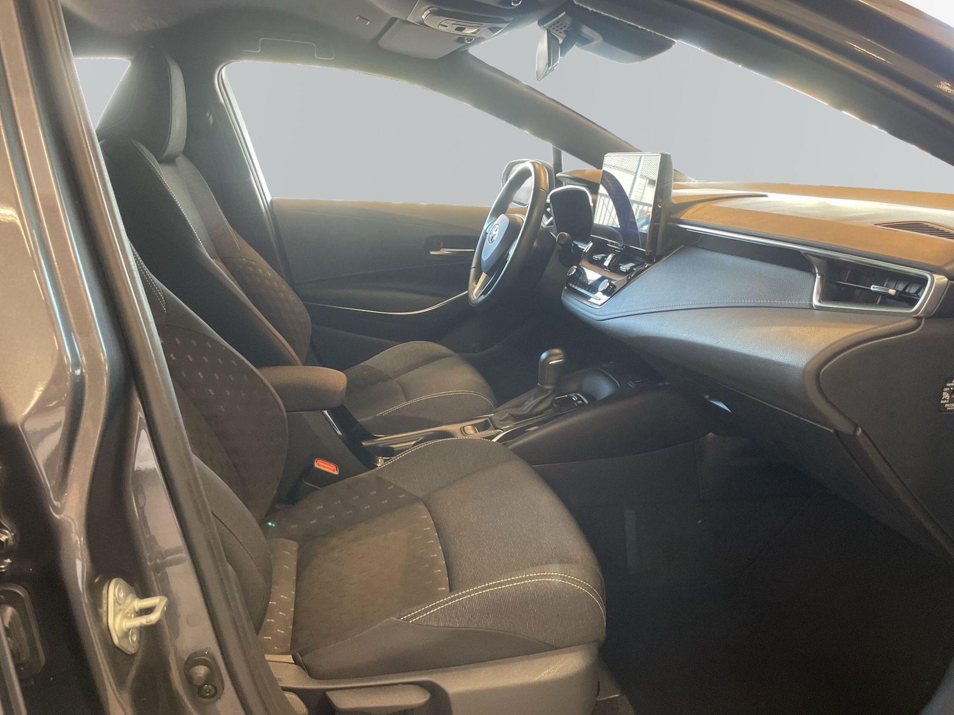 Toyota Corolla 2024, bild 6/10
