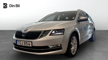 Škoda Octavia Kombi 4x4 2.0 TDi 150hk DSG Drag/Navigation/Värmare