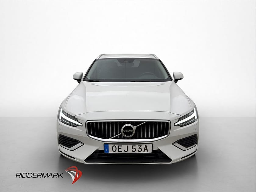 Bild 2 av Volvo V60 T6 AWD Momentum VoC Värmare Kamera CarPlay Drag