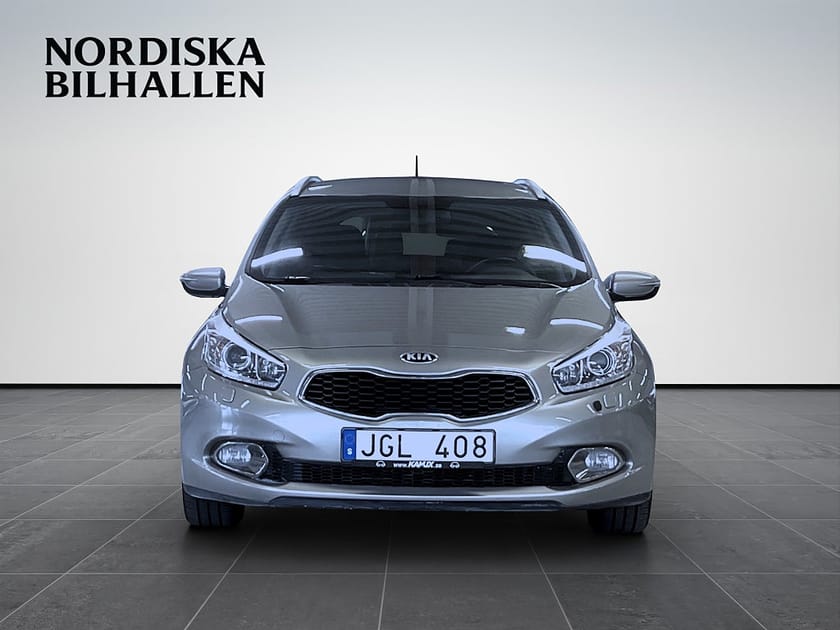 Bild 2 av Kia cee'd_sw 1.6 GDI DCT EX Comfort Nyservad  Kamera Värmar