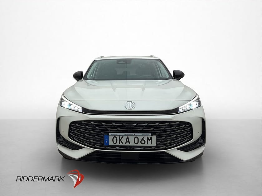 Bild 2 av MG HS PHEV 307hk Cockpit 360° Skinn Navi Elstol CarPlay