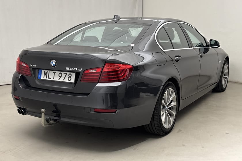 Bild 3 av BMW 520d xDrive Sedan 520 Sedan, F10 (190hk) Sportpaket HiFi