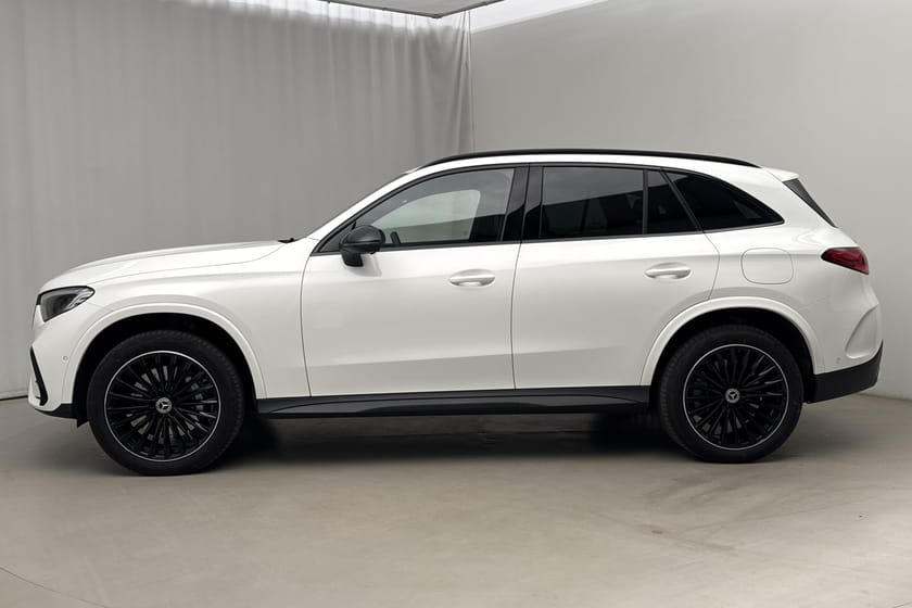 Bild 2 av Mercedes-Benz GLC 300 d e 4MATIC de X254 (333hk) AMG Line